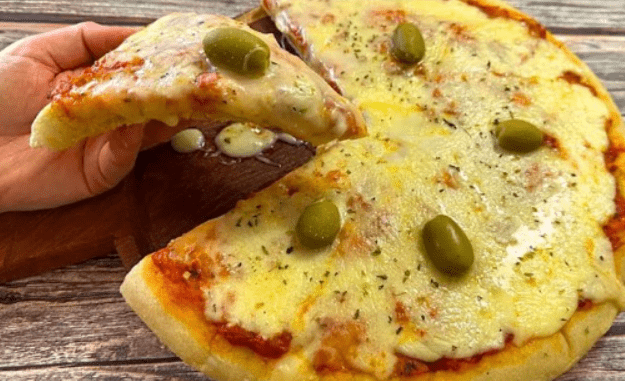 Come preparare un delizioso impasto per la pizza senza impastare Rimarrai sorpreso!