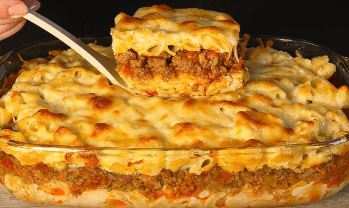 Pasta al forno con ragù e besciamella