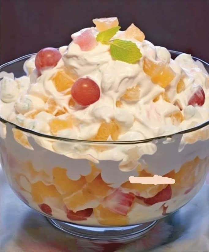 Non c'è niente di meglio dell'insalata Ambrosia di mia nonna! Mia nonna la prepara sempre al meglio!